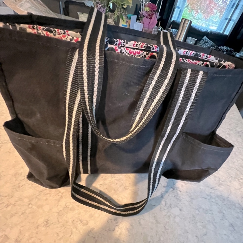 Thirty one utility bag with insert